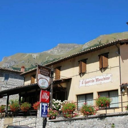 Guerrin Meschino Hotel Монтемонако Екстериор снимка