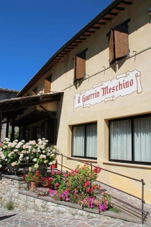 Guerrin Meschino Hotel Монтемонако Екстериор снимка