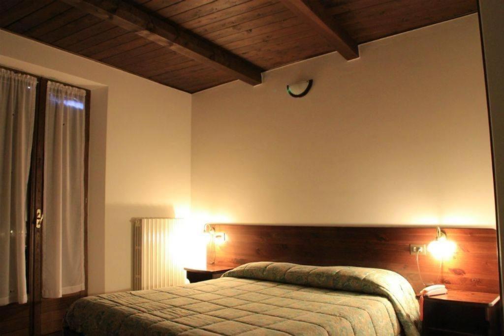 Guerrin Meschino Hotel Монтемонако Екстериор снимка