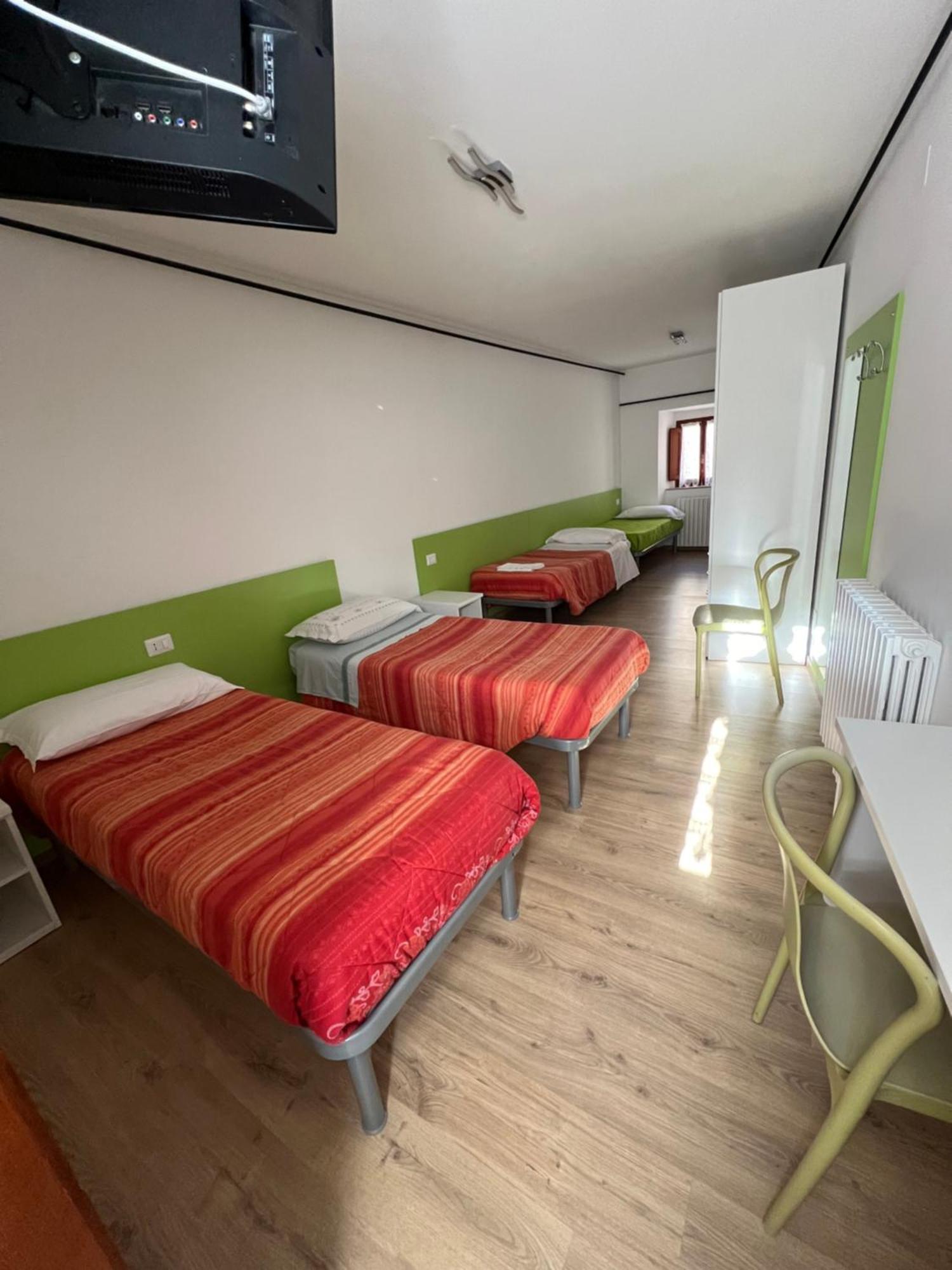 Guerrin Meschino Hotel Монтемонако Екстериор снимка